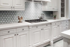 POM-Pure-White-Scallop-Mosaic-KitchenBacksplash