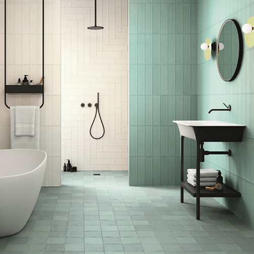 Laila Hush 4x16 Satin